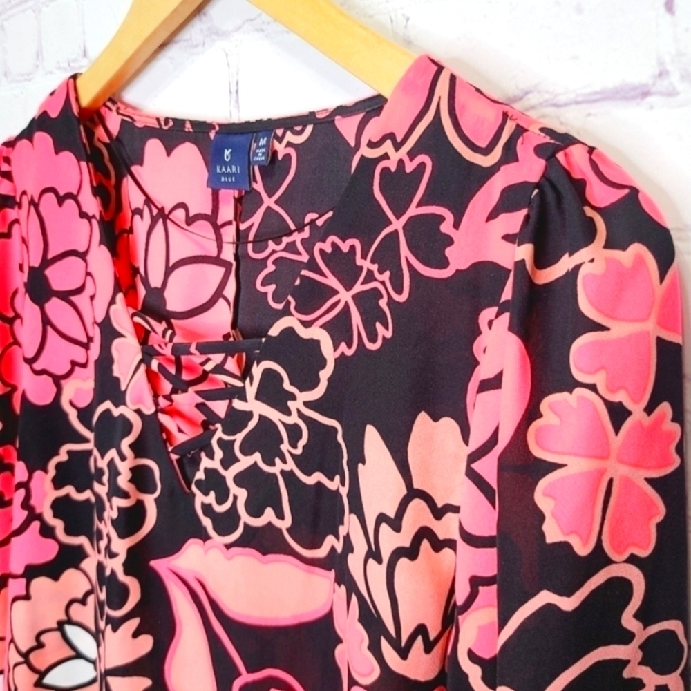 ππβ¬οΈ πKaari Blue π Floral Blouse πΈ Sz M EUC - Picture 3 of 8